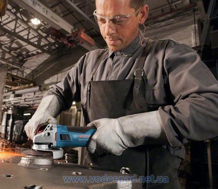 Угловая шлифмашина Bosch GWS 19-125 CIST Professional