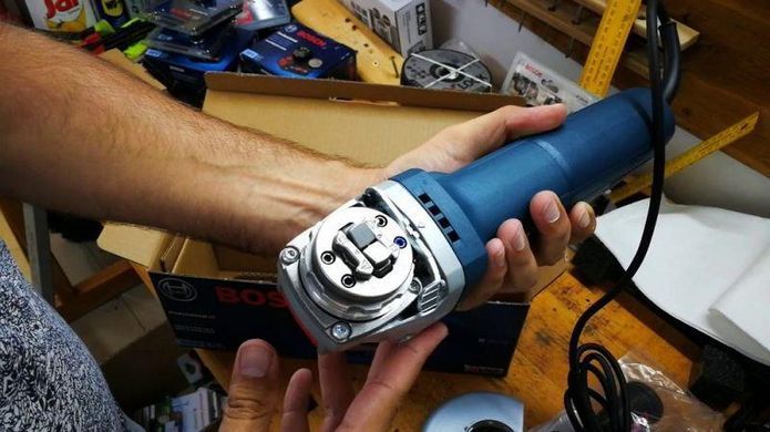 Кутова шліфувальна машина Bosch GWX 9-125 S (06017B2000)