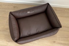 Лежак для собак Sweet Dreams Chocolate екокожа вологостійкий M - 80х55х25 см