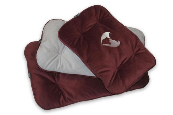 Подушка для собак і котів Comfort Bordo S - 56х35х3см