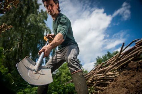 Лопата Fiskars Xact M средняя (1003684)