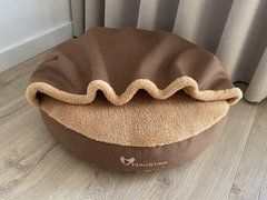 Лежак для Собак и Котов Lounge Honey с капюшоном L диаметр 100см