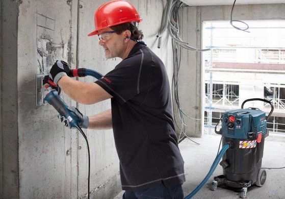 Кутова шліфувальна машина Bosch GWS 17-125 Professional (06017D0200)