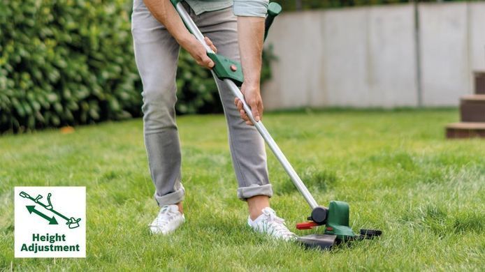 Тример акумуляторний Bosch UniversalGrassCut 18V-260 (06008C1D03) з акумулятором та зарядкою
