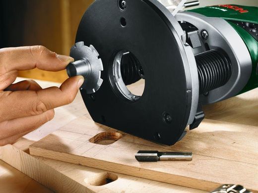 Вертикально-фрезерна машина Bosch POF 1200 AE (060326A100)