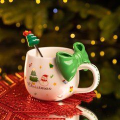 Новогодняя фарфоровая чашка с ложкой Merry Christmas 400 (мл) Зеленый Yiwu FM-CS-19B, Зелений