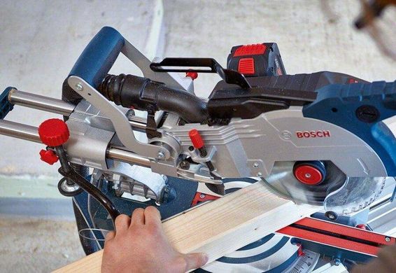 Торцювальна пила акумуляторна Bosch GCM 18V-216 (0601B41001)