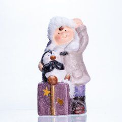 Новорічна фігурка з підсвіткою Дівчинка з пінгвіном із фарфору 9&times;10&times;19 (см) новорічний декор для дому, квартири на подарунок