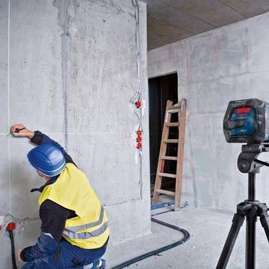 Лазерний нівелір Bosch GLL 2-15 G Professional у кейсі (0601063W02)