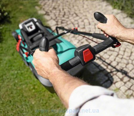 Аккумуляторная газонокосилка Bosch Ergo-Flex ROTAK 43 Li-Ion