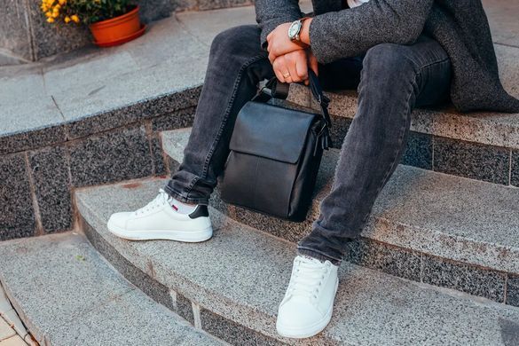 Мужская кожаная сумка-мессенджер, барсетка на одно плече 22x26x6 Tiding Bag 75-5271 черная