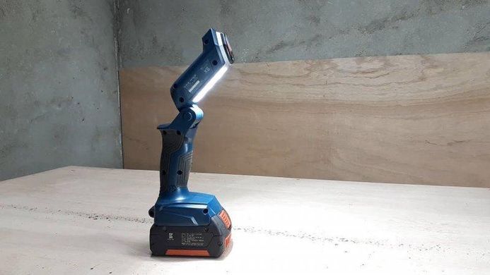 Акумуляторний ліхтар Bosch GLI 18V-300 Professional (06014A1100), Синий