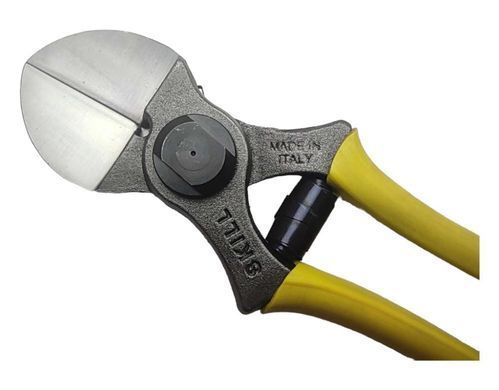 Секатор, два режущих лезвия, базовая модель, 20 см, 320 гр, С60 (57 HRC), FALKET (SK1)