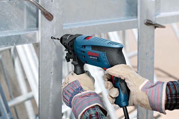 Дрель ударна Bosch GSB 1600 RE (швидкозатискний патрон) 0601218121