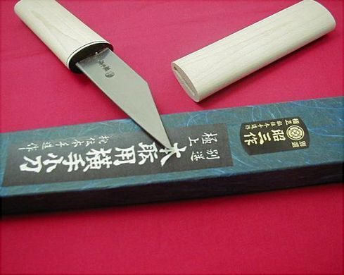 Ніж японський туристичний 90 мм у дерев`яному футлярі SHOUZOU IKEUCHI, HANAKUMAGAWA (4580149743441)
